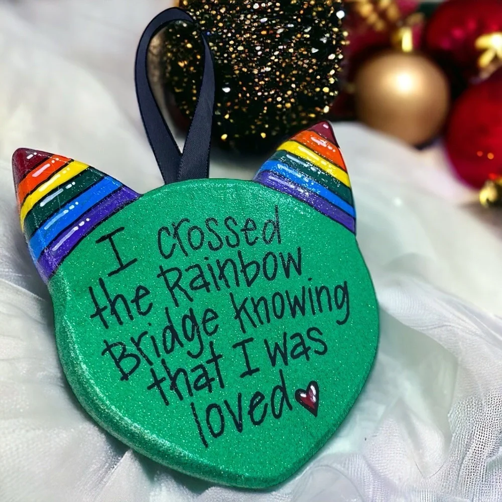 Purr-fect Tribute: Rainbow Bridge Cat Ornament. Personalized Custom Christmas